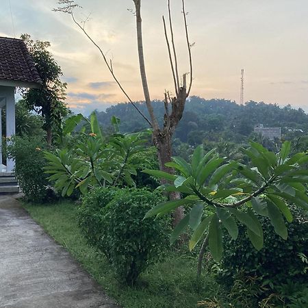 Tommy Homestay Plambi Exterior foto